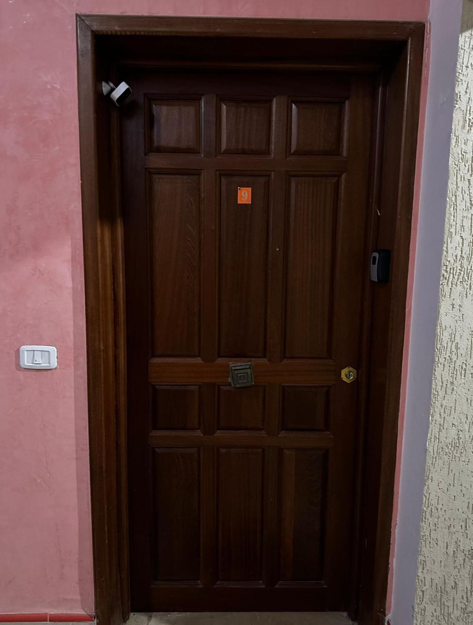 Apartment Near Sea In
